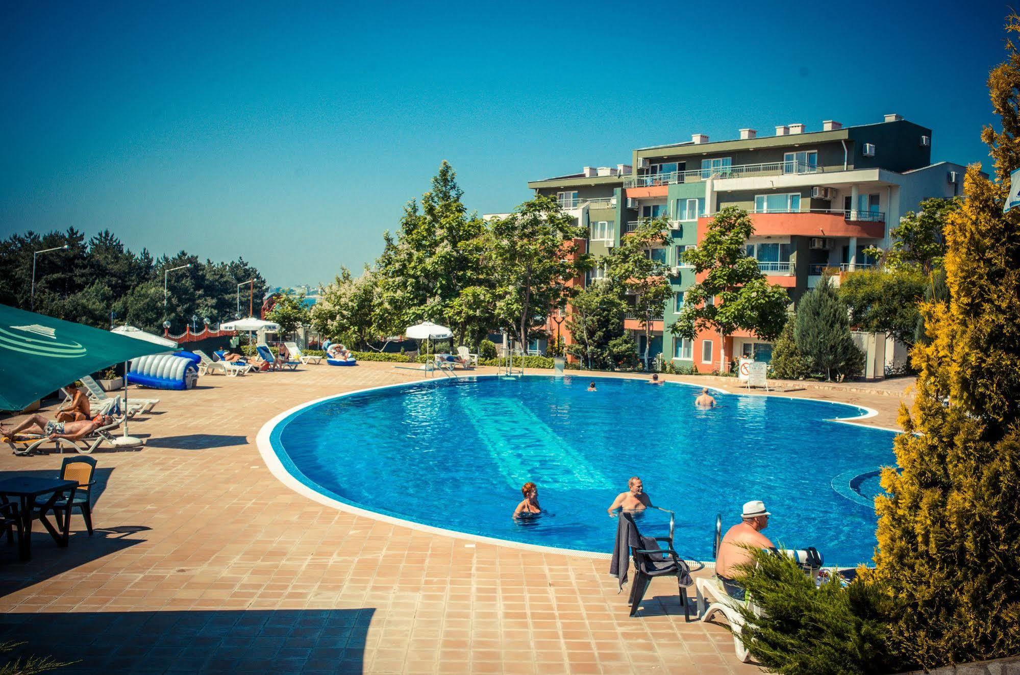 Gt Green Fort Beach Apartments ساني بيتش المظهر الخارجي الصورة